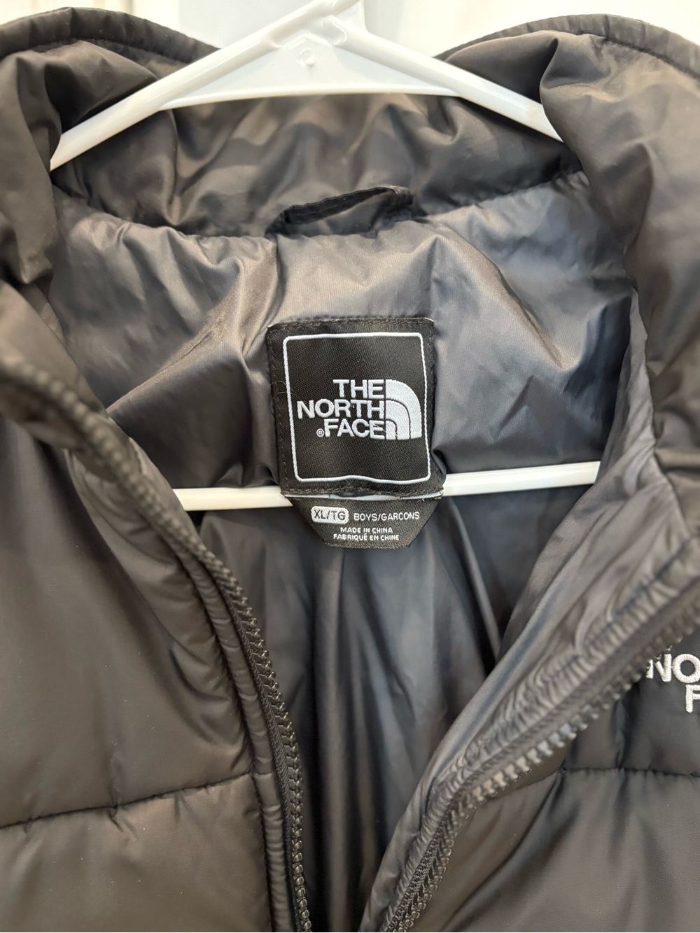 The North Face Kids' Black Insulated Jacket Size XL - Picture 2 of 6